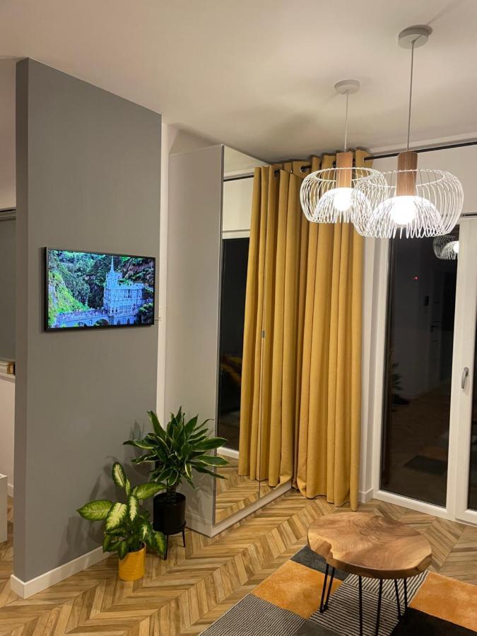 Апартаменти Capital Towers Rzeszow, Free Parking, Terrace Екстер'єр фото