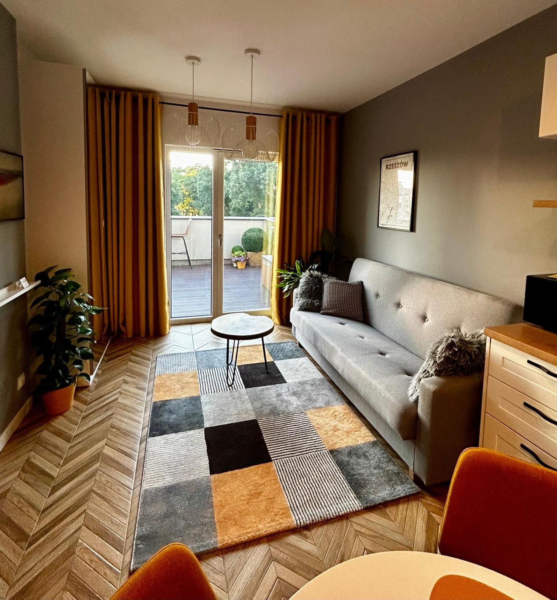 Апартаменти Capital Towers Rzeszow, Free Parking, Terrace Екстер'єр фото